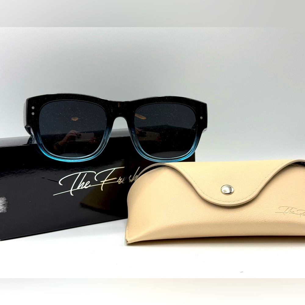 The Fresh Women’s High Definition Polarized Wrap Around Sunglasses